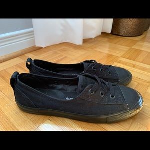 Converse women’s slip on sneakers